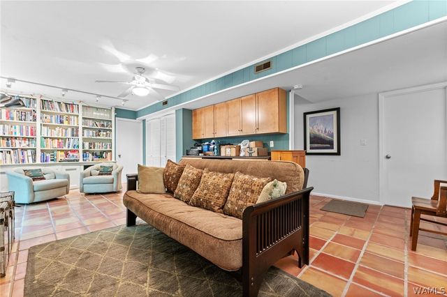 335 Woodridge, Tuscaloosa, AL 35406