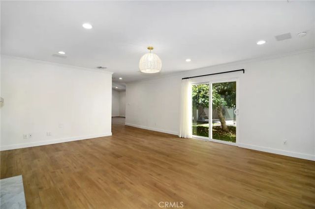 22839 Dolorosa Street, Woodland Hills, CA 91367