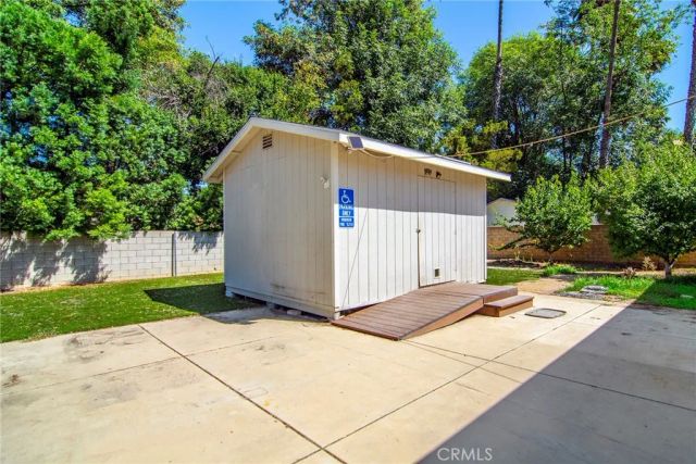 22839 Dolorosa Street, Woodland Hills, CA 91367