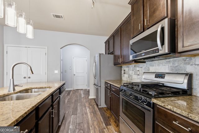 20 Grampian Way 4, Marietta, GA 30008