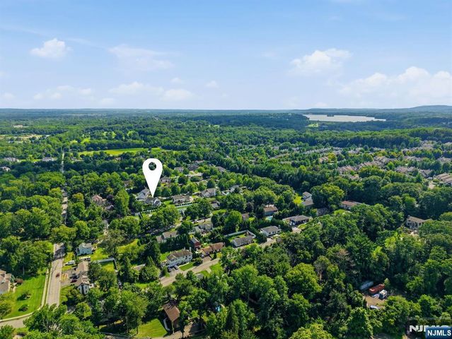 6 Dahl Drive, Montville Township, NJ 07045