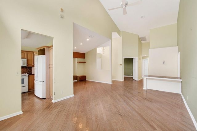 6071 Greenspointe Drive, Boynton Beach, FL 33437