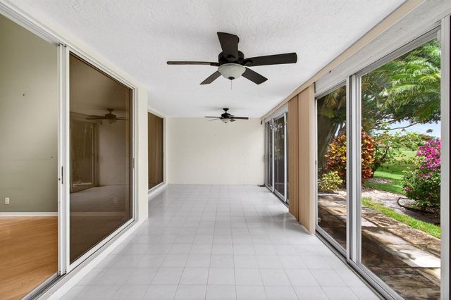 6071 Greenspointe Drive, Boynton Beach, FL 33437