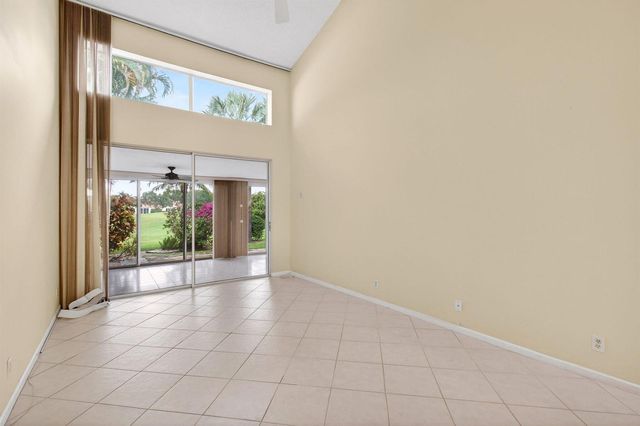 6071 Greenspointe Drive, Boynton Beach, FL 33437