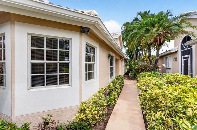 6071 Greenspointe Drive, Boynton Beach, FL 33437