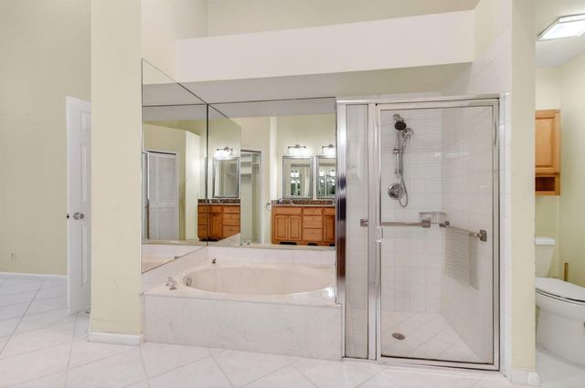 6071 Greenspointe Drive, Boynton Beach, FL 33437