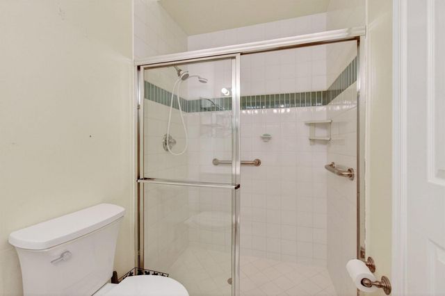 6071 Greenspointe Drive, Boynton Beach, FL 33437