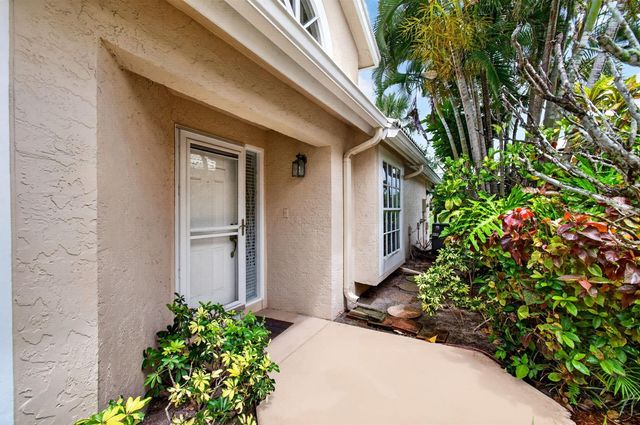 6071 Greenspointe Drive, Boynton Beach, FL 33437