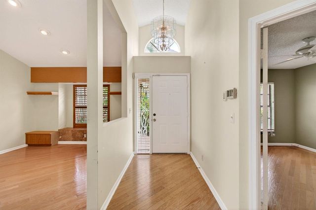 6071 Greenspointe Drive, Boynton Beach, FL 33437