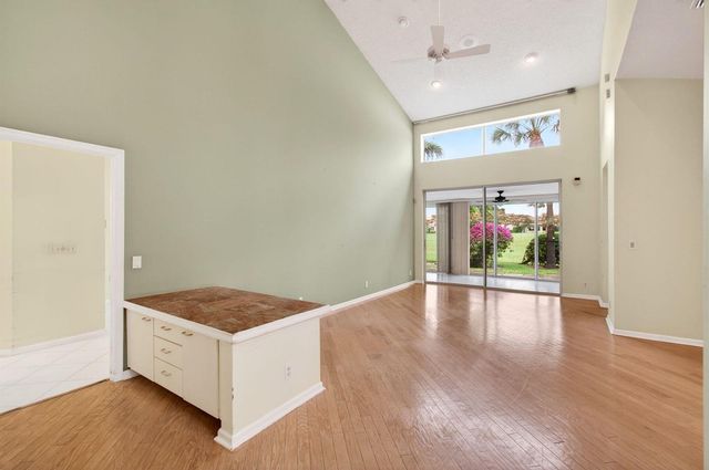 6071 Greenspointe Drive, Boynton Beach, FL 33437