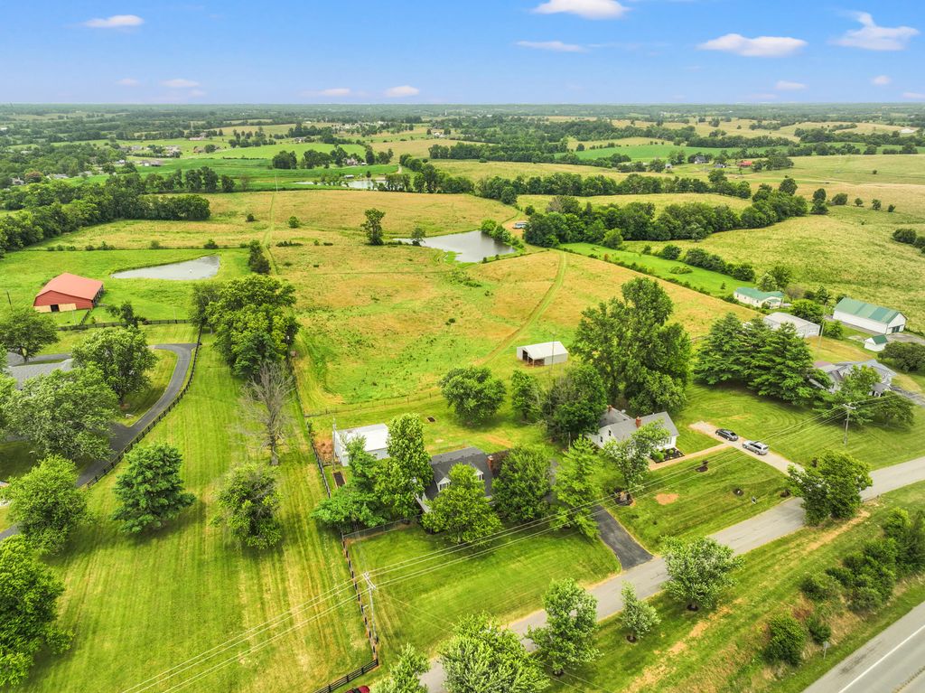 9319 Old Danville Road, Danville, KY 40422