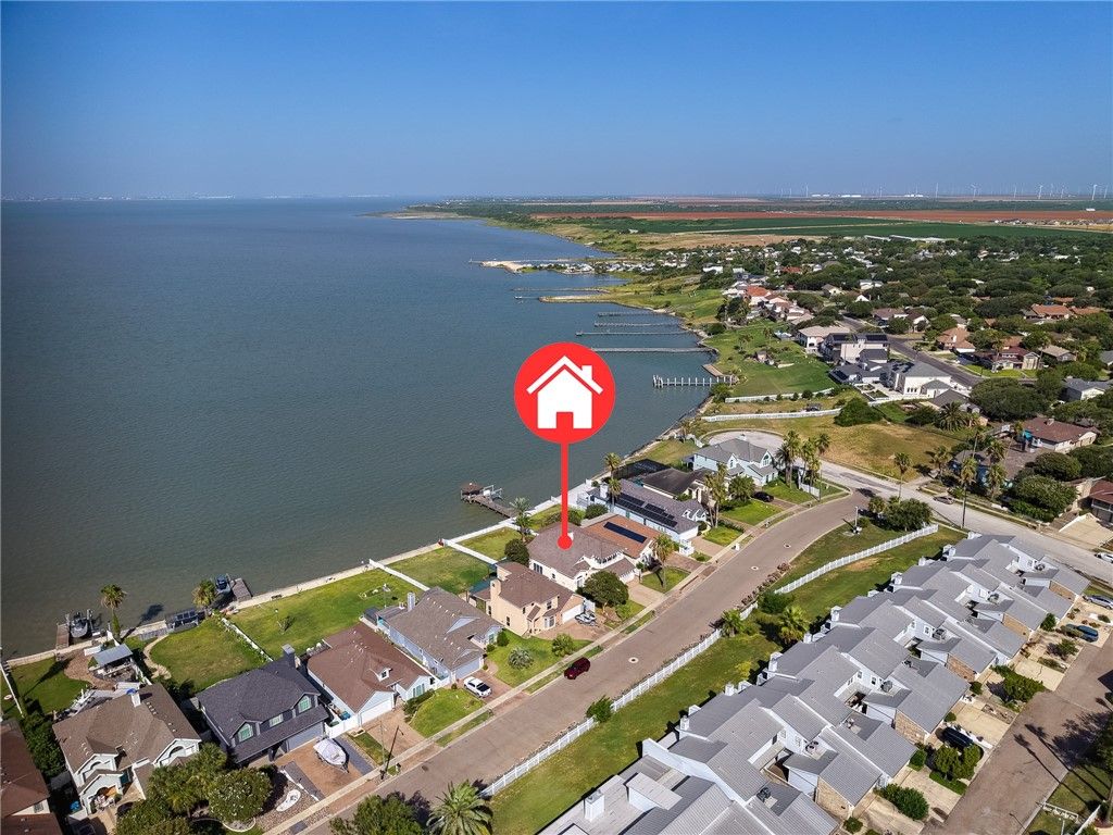 1343 W Bayview Dr, Portland, TX 78374 — photo 2
