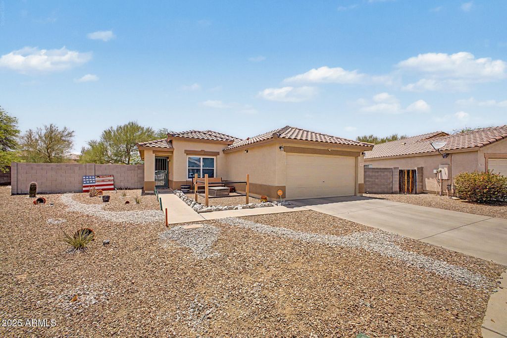 581 W JARDIN Loop, Casa Grande, AZ 85122 — photo 2