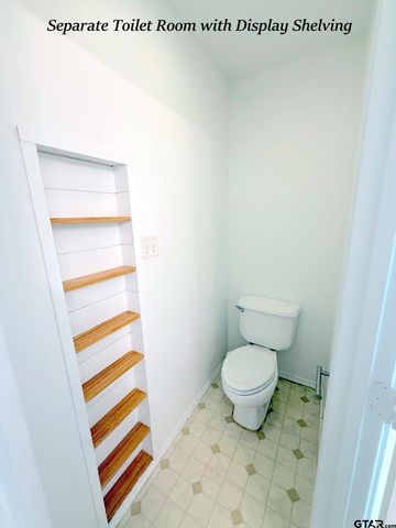 19891 Valley Dale Ln, Flint, TX 75762