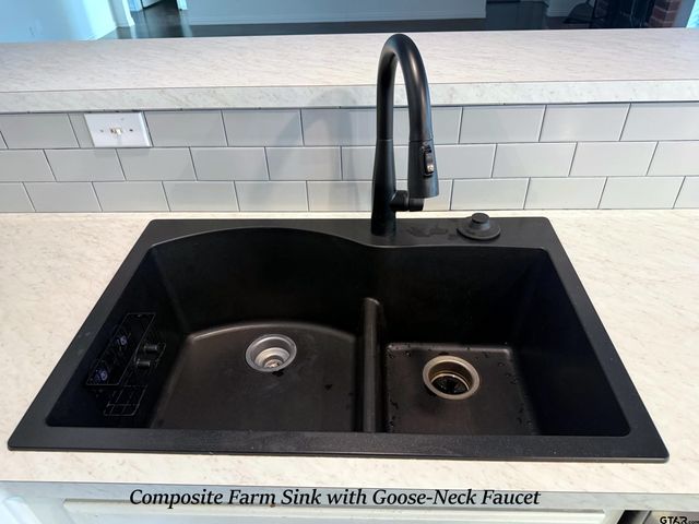 19891 Valley Dale Ln, Flint, TX 75762