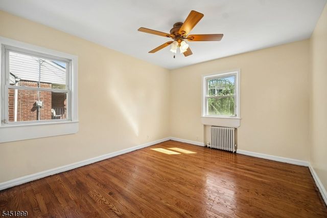 9 6Th St, Fair Lawn Boro, NJ 07410