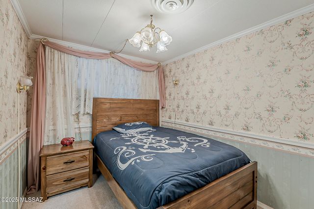 272 W Cumaro Drive, Green Valley, AZ 85614