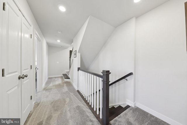 2390 STELLA PL, Alexandria, VA 22303