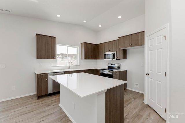 216 Idalou Way, Caldwell, ID 83605
