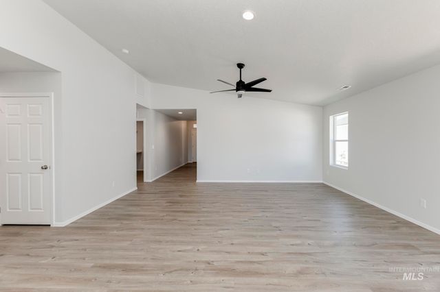 216 Idalou Way, Caldwell, ID 83605