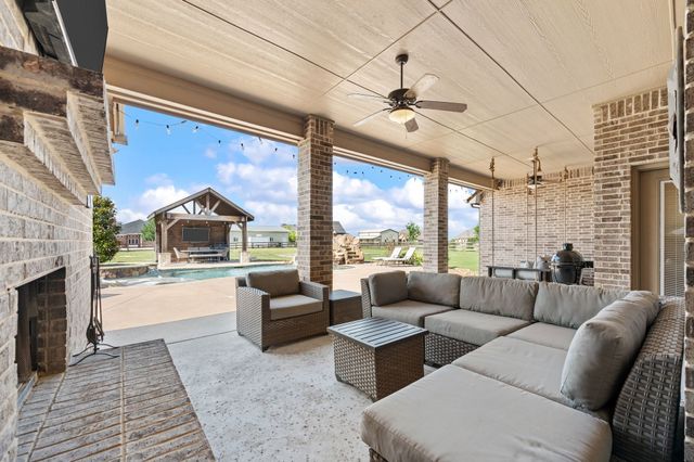 13310 Mcallen Lane, Justin, TX 76247