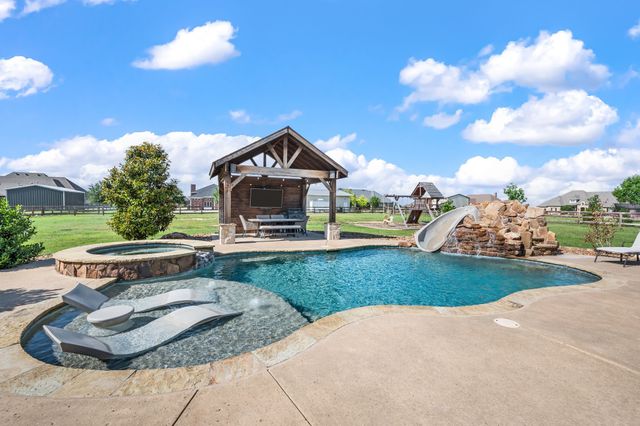 13310 Mcallen Lane, Justin, TX 76247