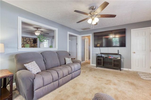 23 Woodland Road, Auburn, GA 30011