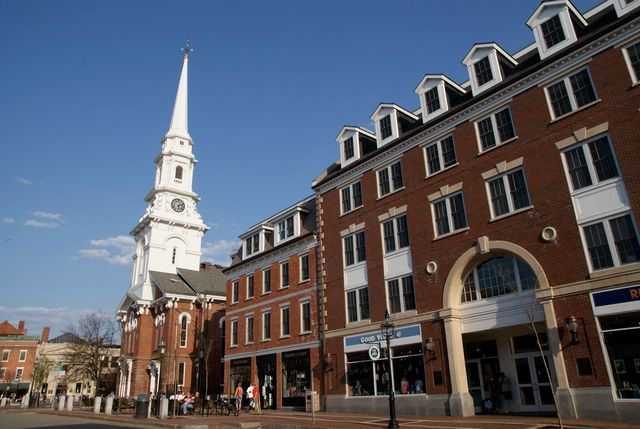 90 Fleet St Apt 3-5, Portsmouth, NH 03801
