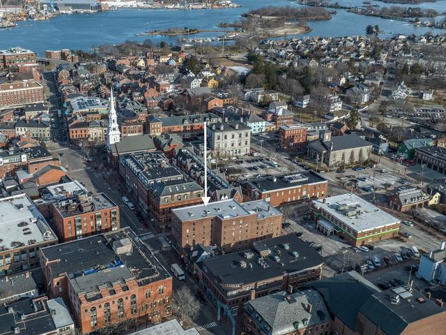 90 Fleet St Apt 3-5, Portsmouth, NH 03801