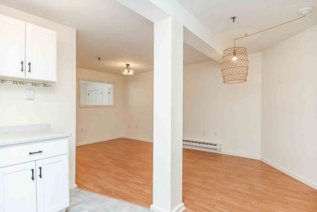 90 Fleet St Apt 3-5, Portsmouth, NH 03801