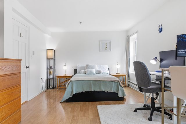 90 Fleet St Apt 3-5, Portsmouth, NH 03801