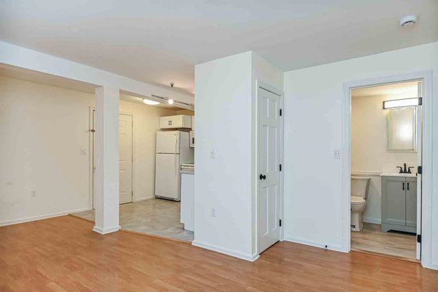 90 Fleet St Apt 3-5, Portsmouth, NH 03801