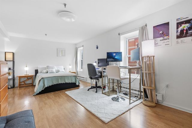90 Fleet St Apt 3-5, Portsmouth, NH 03801