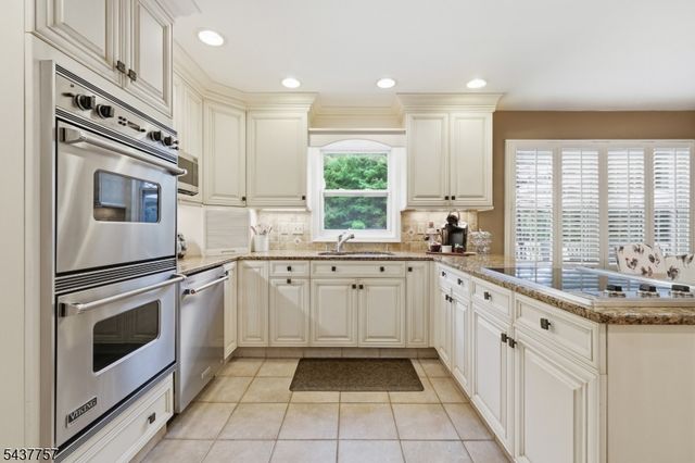 863 Papen Rd, Bridgewater Twp., NJ 08807