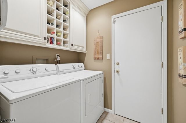 863 Papen Rd, Bridgewater Twp., NJ 08807