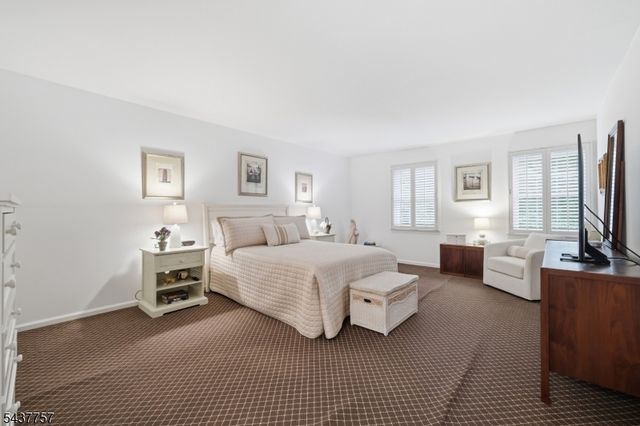 863 Papen Rd, Bridgewater Twp., NJ 08807