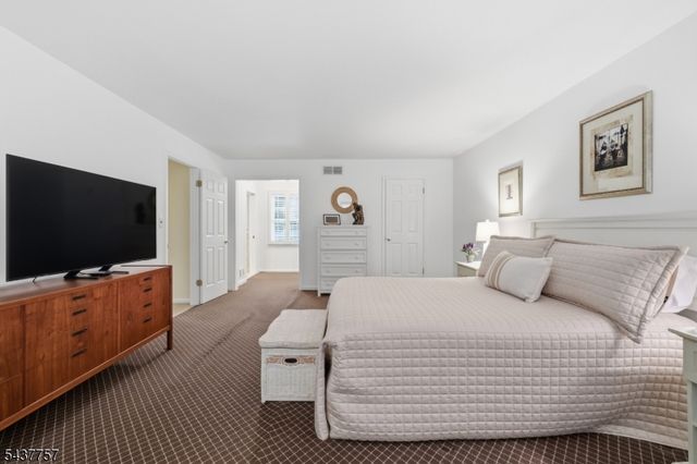 863 Papen Rd, Bridgewater Twp., NJ 08807