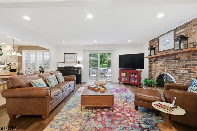 863 Papen Rd, Bridgewater Twp., NJ 08807