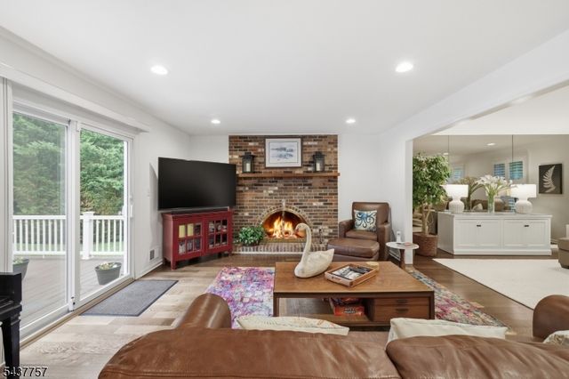863 Papen Rd, Bridgewater Twp., NJ 08807