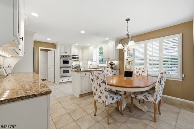 863 Papen Rd, Bridgewater Twp., NJ 08807