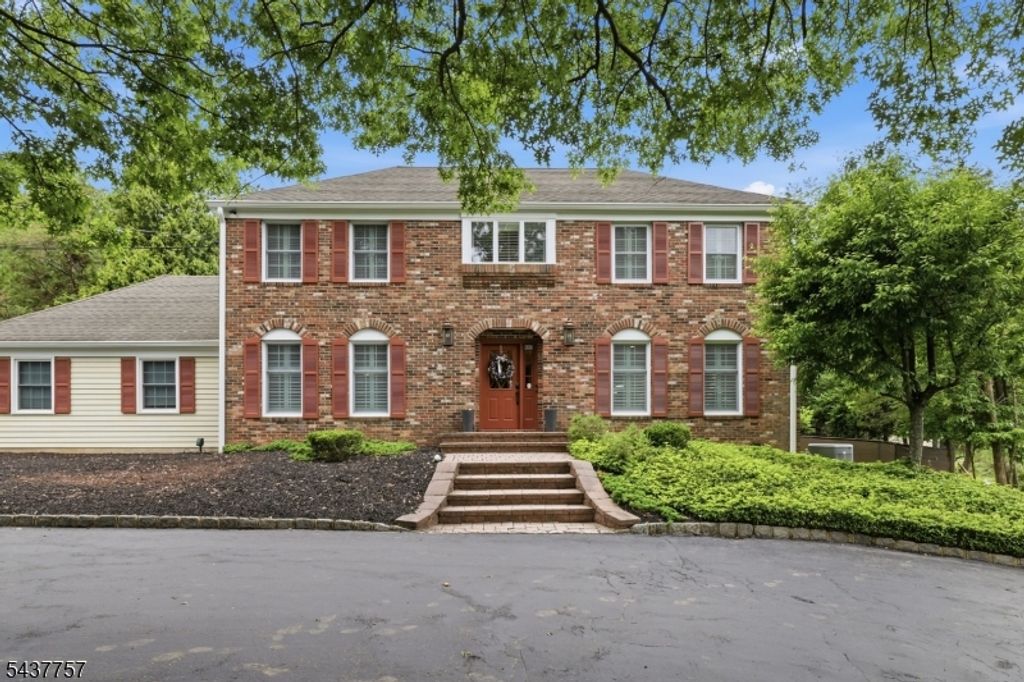 863 Papen Rd, Bridgewater Twp., NJ 08807