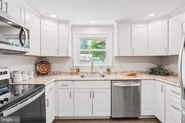 930 HAMILTON STREET, Carlisle, PA 17013