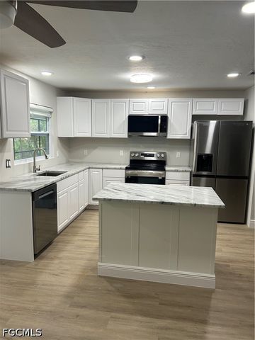 6036 Birnam Wood LN, Fort Myers, FL 33908