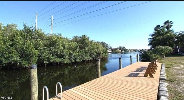 6036 Birnam Wood LN, Fort Myers, FL 33908