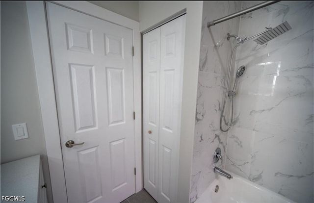 6036 Birnam Wood LN, Fort Myers, FL 33908