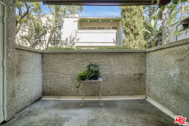 20134 Leadwell Street 156, Winnetka (los Angeles), CA 91306