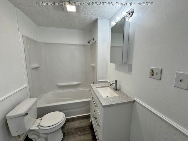 1013 10th Street, Nitro, WV 25143