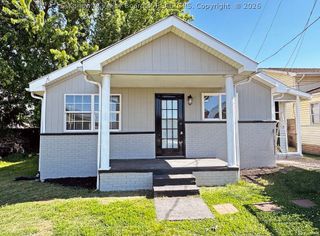 1013 10th Street, Nitro, WV 25143