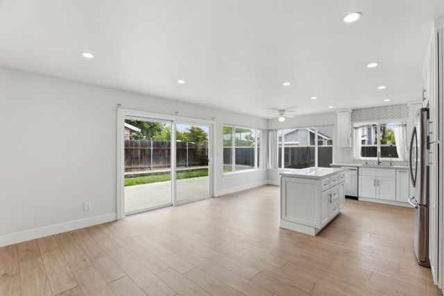 7310 Sunwood Way, Citrus Heights, CA 95621