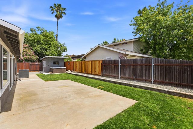 7310 Sunwood Way, Citrus Heights, CA 95621